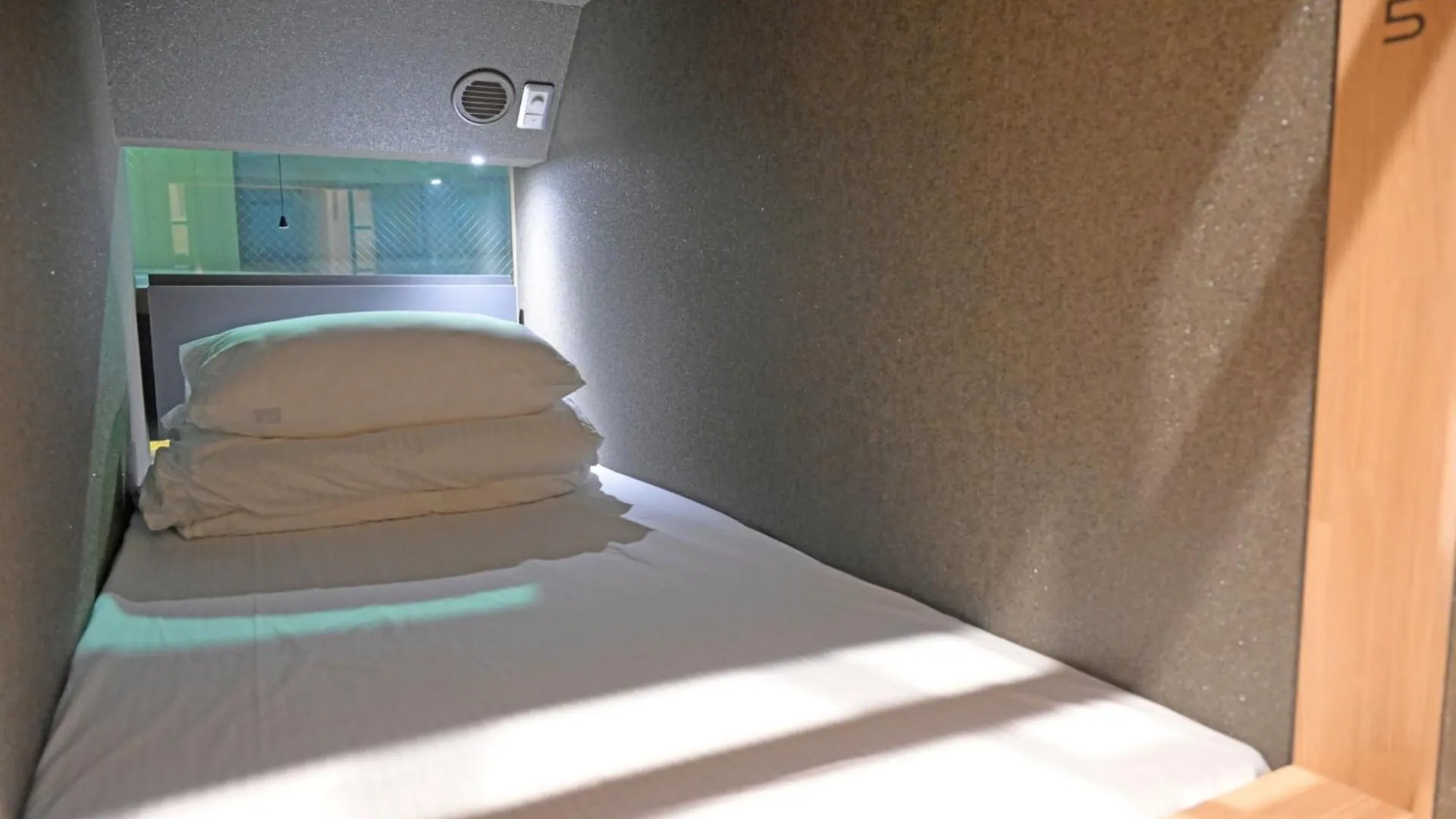 Ele Cabin Shinjuku Kabukicho - Vacation Stay 97763V Τόκιο 0*,